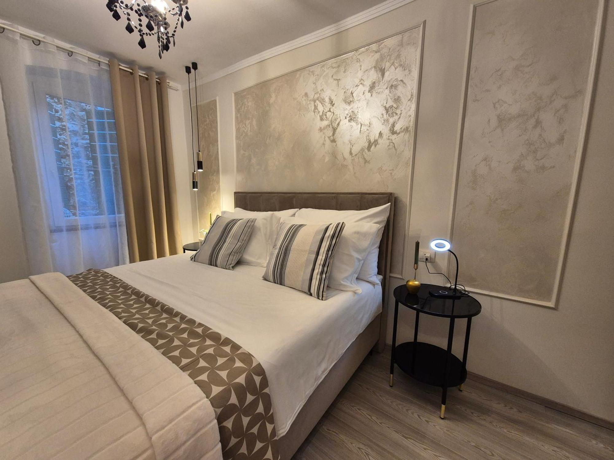 Lily Apartment